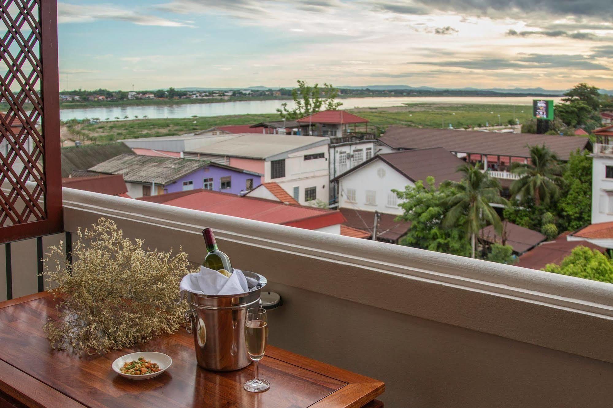 Lao Orchid Hotel Vientiane Exterior foto